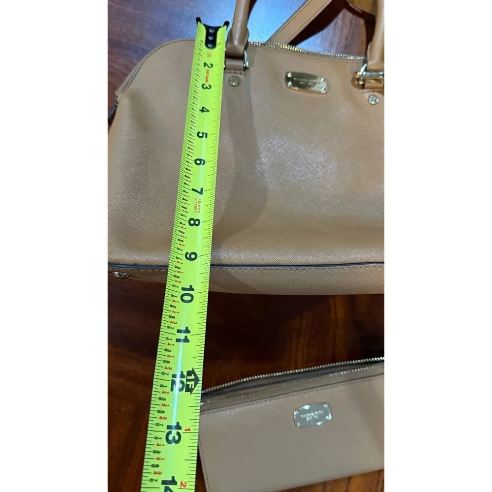MICHAEL KORS MK LG Dome Satchel‎ Bag and matching wallet Tan Saffiano